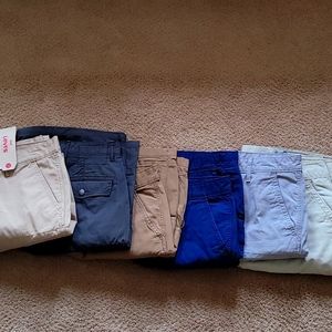 6 pairs of Levi cargo shorts
